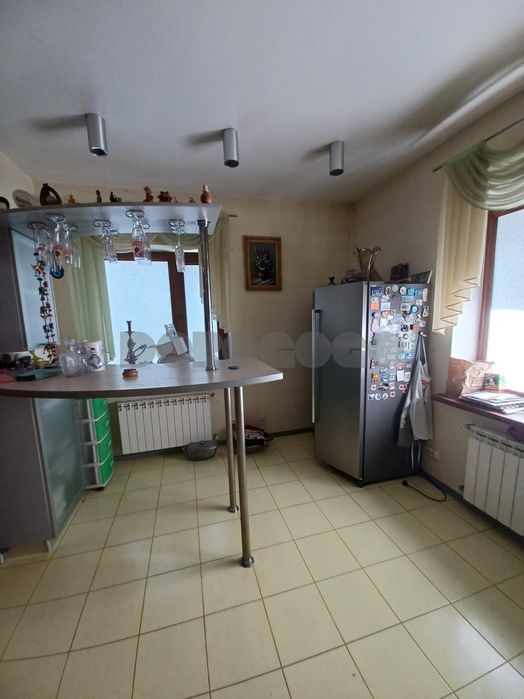 Продаж двоповерхового будинку село Нові Безрадичі