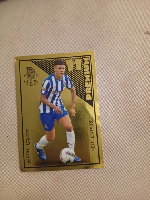 cromo Premium Akturkoglu e Nehuén Pérez