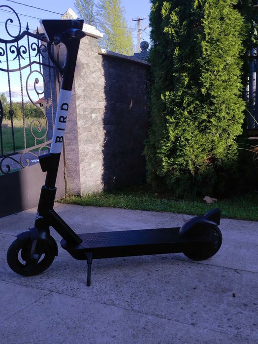 Электро Самокат Bird 350w