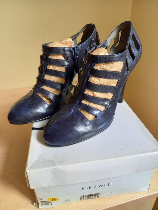 buty damskie NINE WEST stan BDB skóra naturalna - granatowe