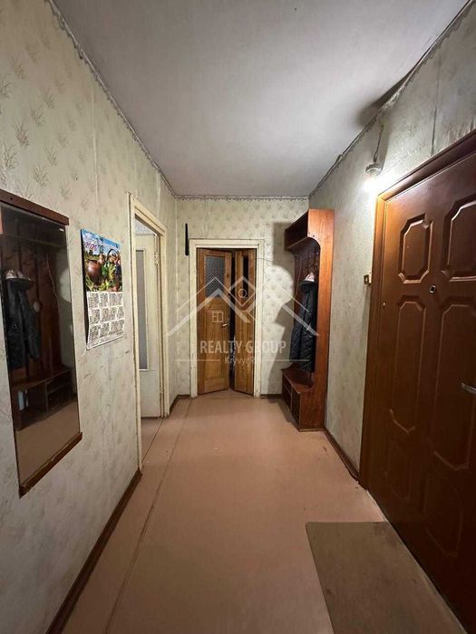 Продаж 2к квартири в ЦМ районі (Карнаватка)