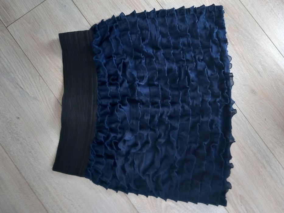 Galowy zestaw dla dziewczynki 152