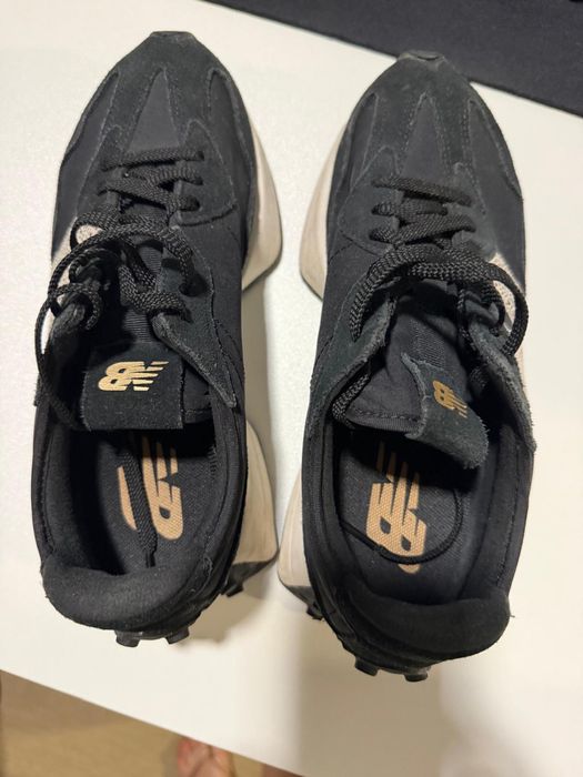 New Balance 327 preto