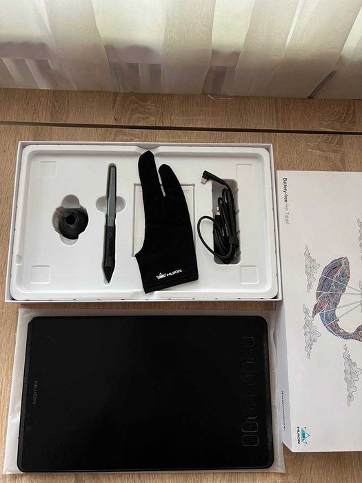 Графічний планшет Huion Inspiroy H950P