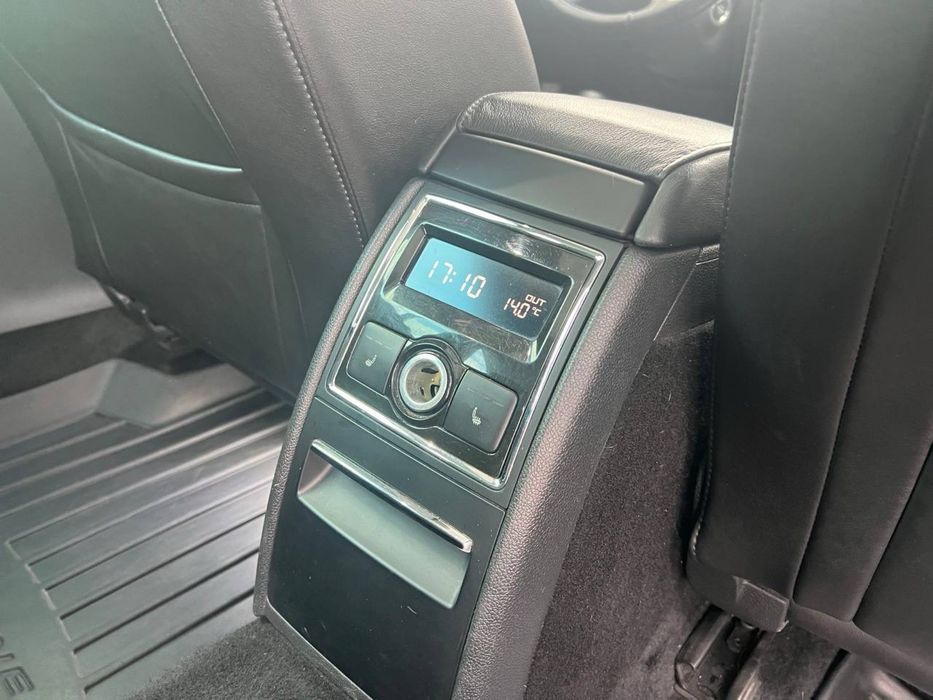 Skoda Superb 2.0d Car Invest Ukraine Лізинг