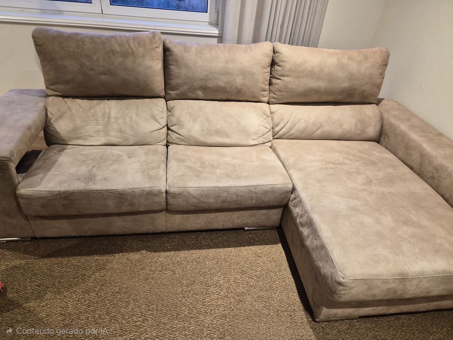 Sofá com chaise longue