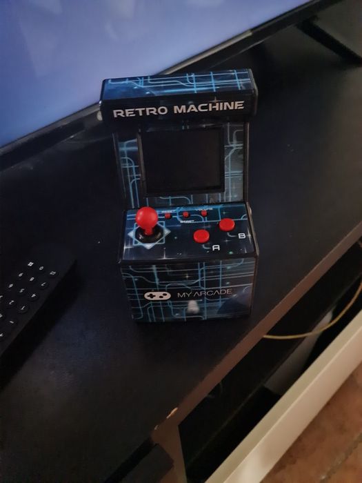 Vendo ou troco Retro machine 200 in 1
