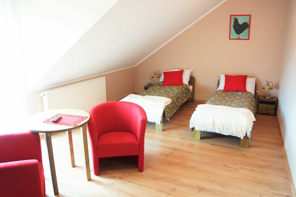 Agroturystyka "Leszyce 17" - noclegi/pokoje/dom do wynajęcia