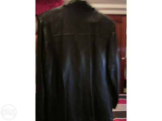 Casaco em pele