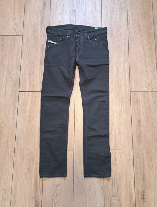 Męskie spodnie Diesel Belther W32 slim-tapered stretch  grafitowe  M