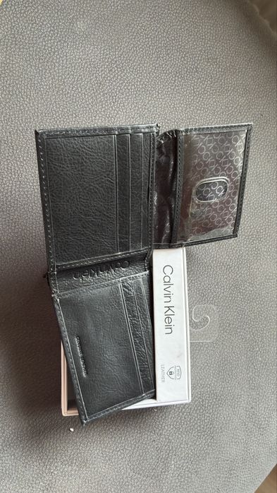 Calvin Klein - Skórzany Portfel z USA z RFID