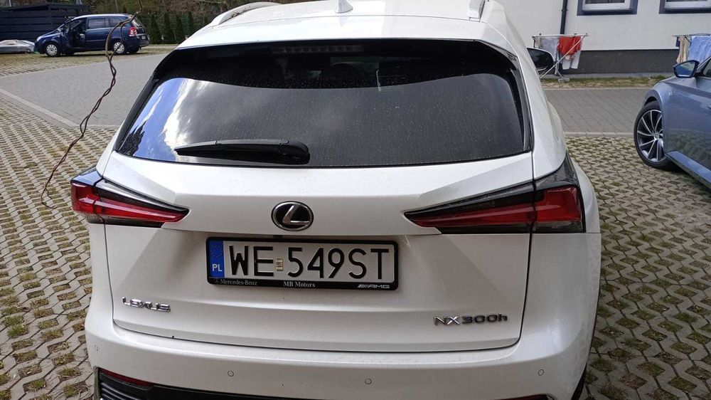 Lexus NX 300h Salon PL
