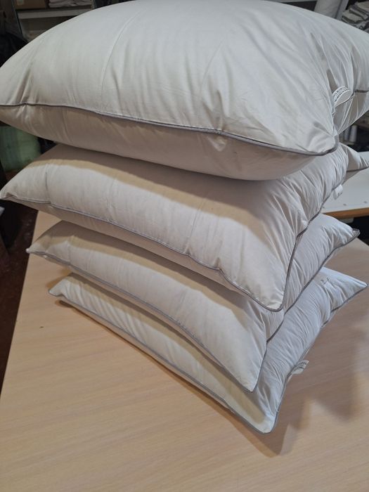 Подушка пухова НАТУРАЛЬНА (100% гусячий пух)