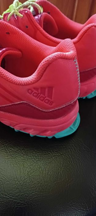 кросівки adidas з устілкою eco ortholite