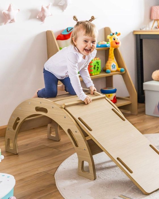 BUJAK Montessori dla dzieci drewniany z zjeżdżalnią