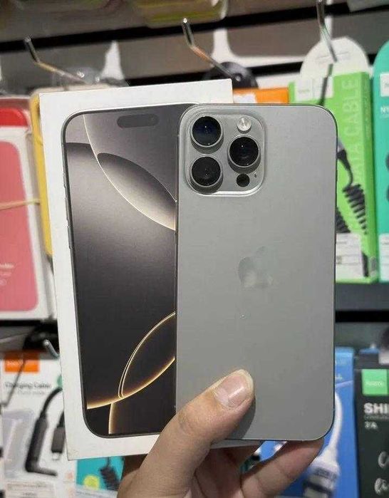 iPhone 16 Pro Max, 256 ГБ, SIM + eSIM