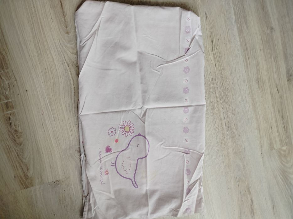 Cztery komplety poscieli 100/135