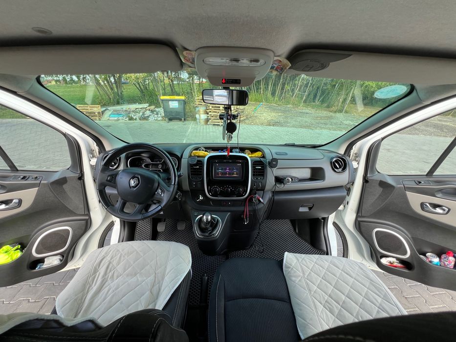 Renault Trafic (повний пасажир)