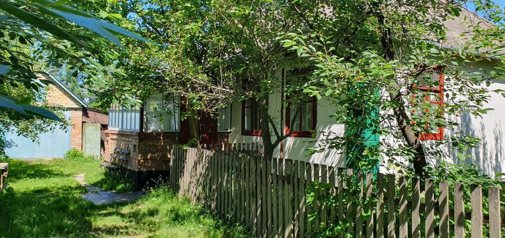 Продається будинок смт.Іванопіль Бердичівський район Житомирська область