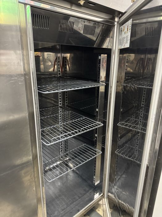 Продам професійну холодильну камеру