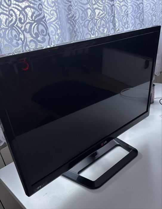 Monitor LG 21” IPS LED – idealny do biura i domu