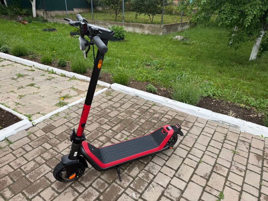 Продається електросамокат NIU