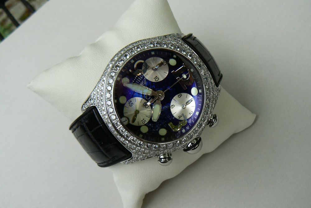 Corum Bubble Chronograph XL 45mm diamenty brylanty spinki graham ebel