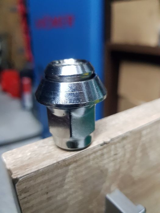 Nakrętki Ford Mondeo-Focus-Felgi Aluminiowe M12-1.5