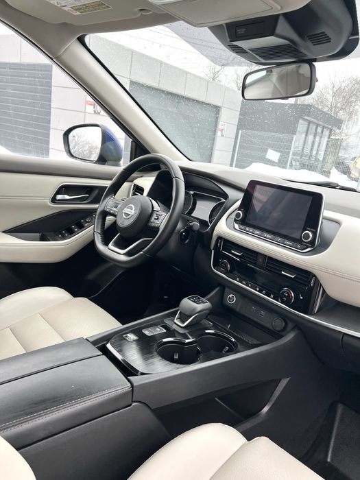 Nissan Rogue 2021 2,5 SV+