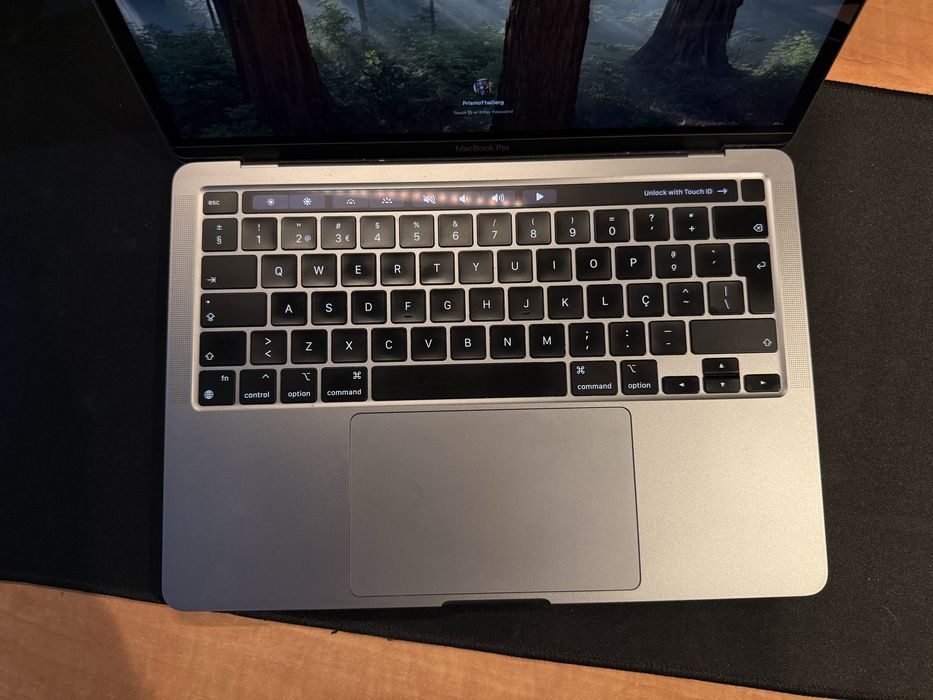 MacBook Pro M1 16Gb 256Gb + Carregador, Capa, Caixa