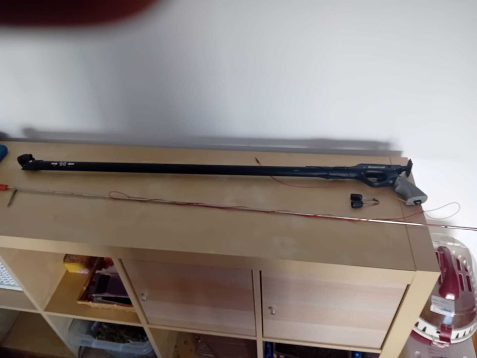 Equipamento de Caça Submarina