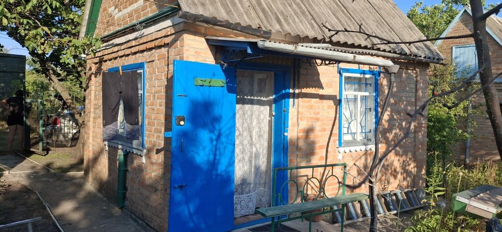 Продам дачу ст Геолог 12 соток