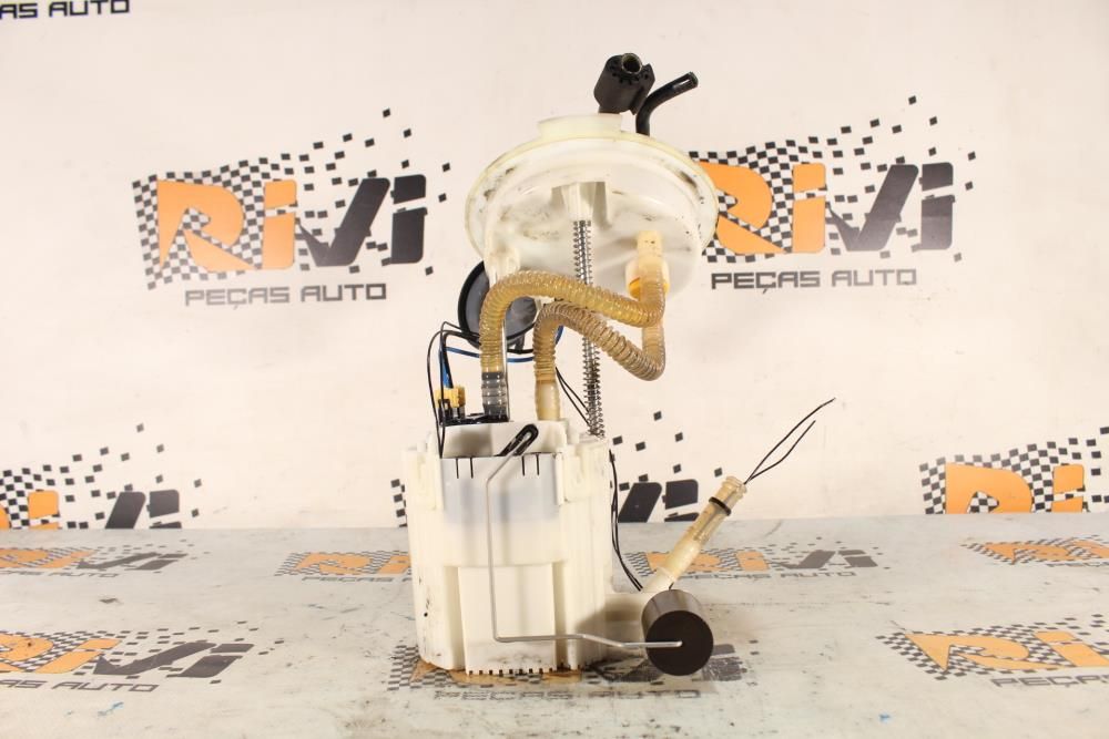 Boia combustível BMW 1 (F20)