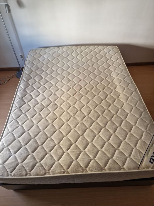 Colchão de  Casal