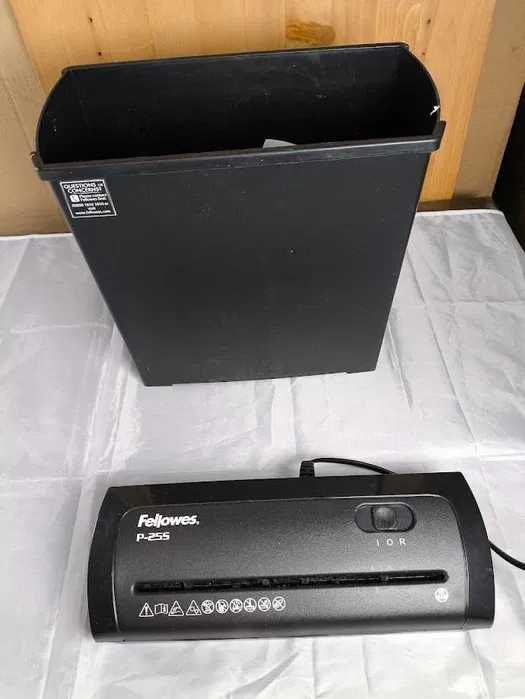 Niszczarka papieru do domu, Powershred P-25S