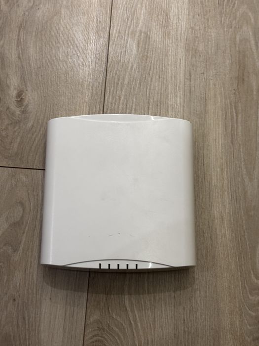 Роутер Ruckus R610