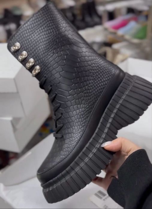 Шкіряні зимові ботинки