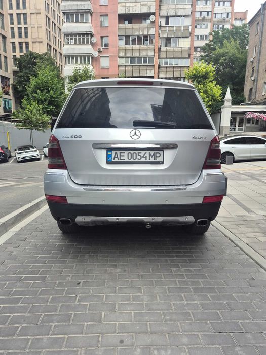 Продам Mercedes-Benz GL-Class 2007