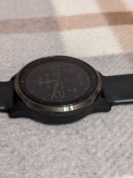 Смарт-годинник Garmin Vivoactive 4 / гармін