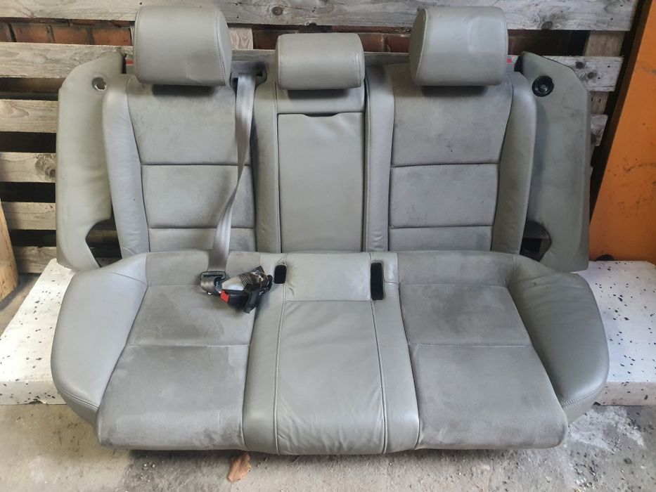 Audi A6 C6 Avant. Kanapa tył, szara alcantara. Bdb stan