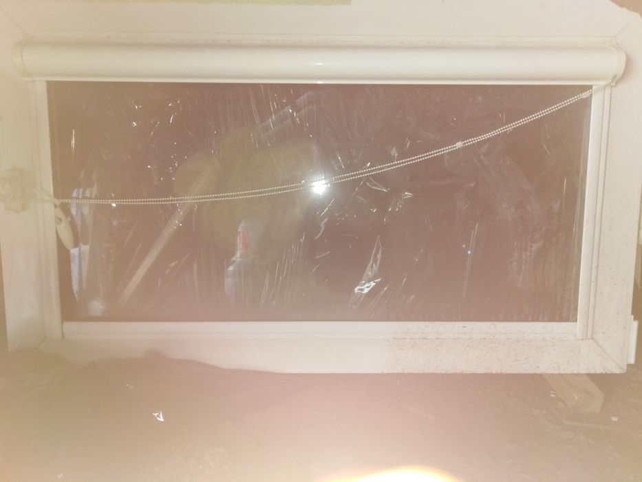 Okna bez futryn z roletamy