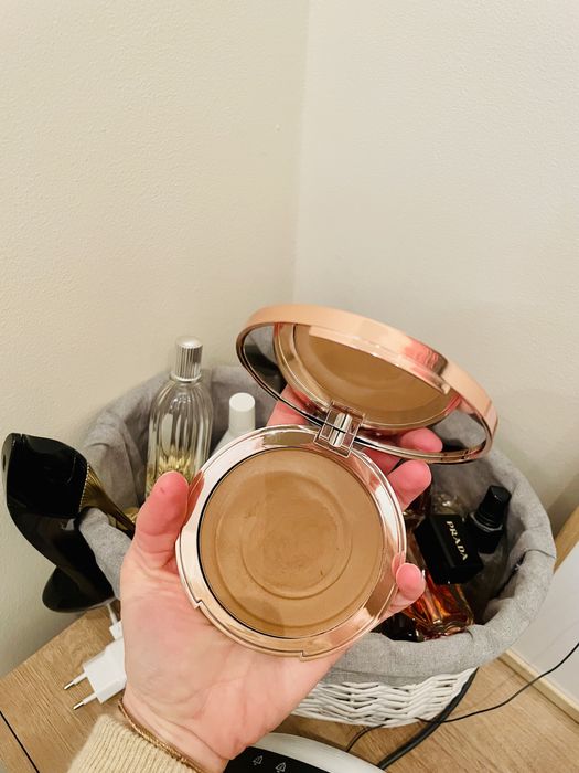 Charlotte Tilbury bronzer beautiful skin sun kissed glow 2 medium