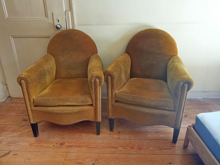 Conjunto sofá e 2 poltronas