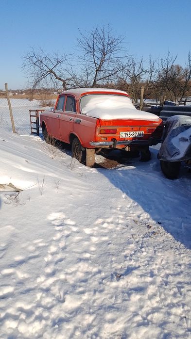 Продам Москвич 2140