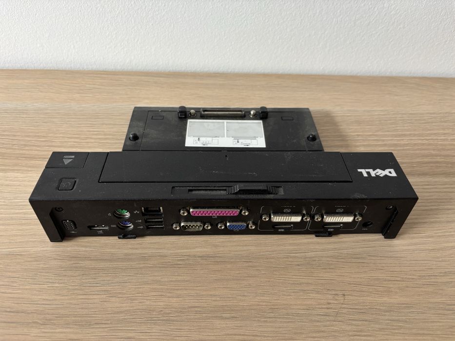 Dell Latitude E7240 i5 4GB SSD Win10 Stacja dokująca