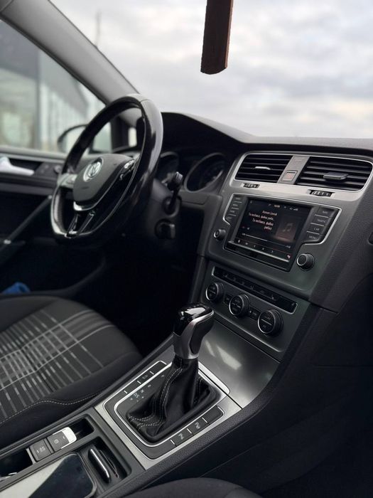 Гольф 7,2015 рік,240 000 пробіг