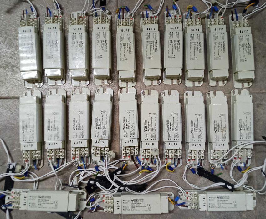 Transformadores + Aros lâmpadas de embutir.