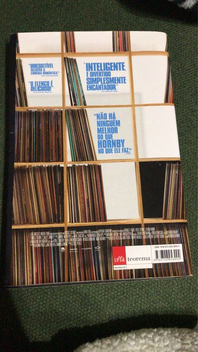 “Juliet, nua” do Autor Nick Hornby