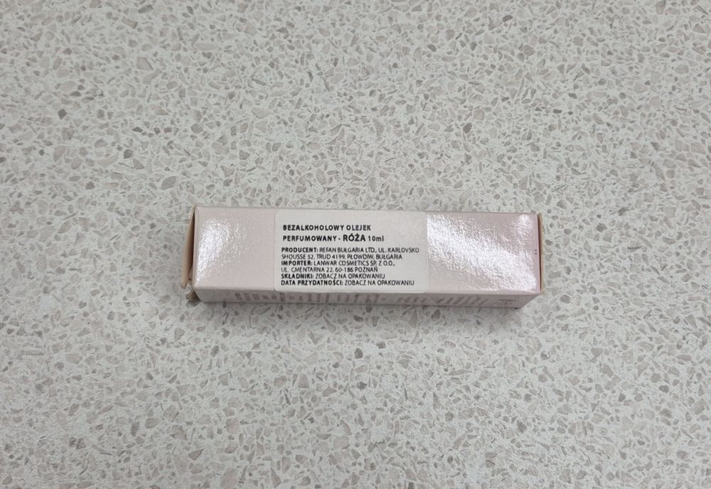 Olejek perfumowany Refan o zapachu róży, 10 ml
