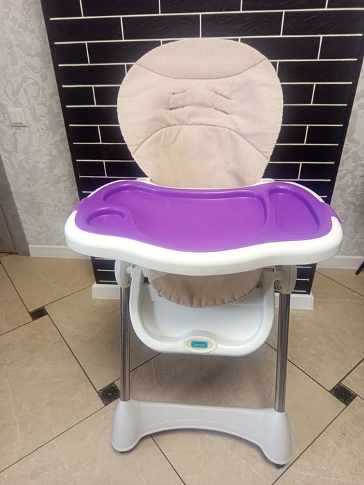 Крісло для годування